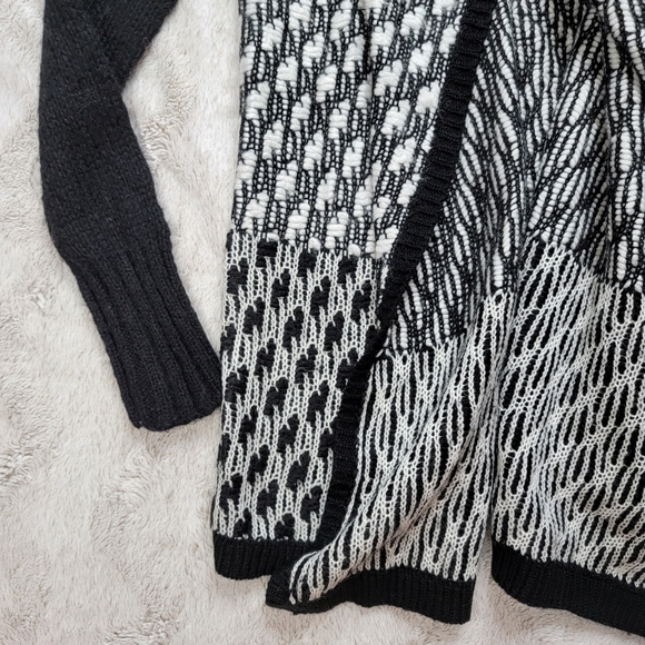 Ruby Moon Black White Long Sleeve Wool Blend Cardigan Sweater Size Small - Picture 5 of 11